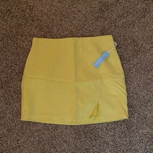 Yellow skirt